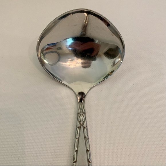 Oneida Community VENETIA Stainless GRAVY LADLE Burnished Glossy Flatware Tapered - Picture 5 of 7